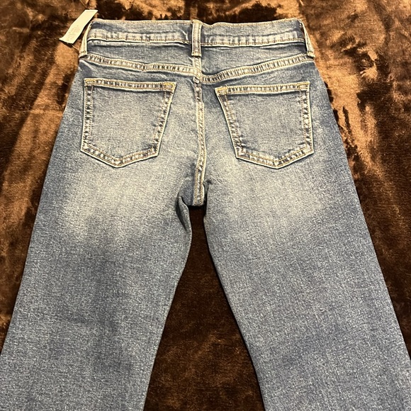 NWT size 8 old navy jeans - Picture 4 of 4